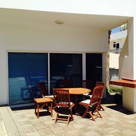 Villa La Superba, 3 Bedroom Villa With Pool Lantställe *