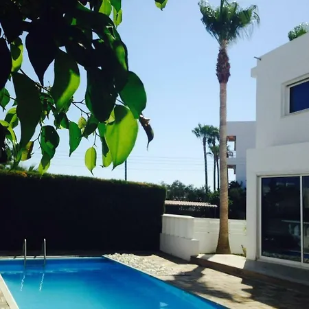 Villa La Superba, 3 Bedroom Villa With Pool